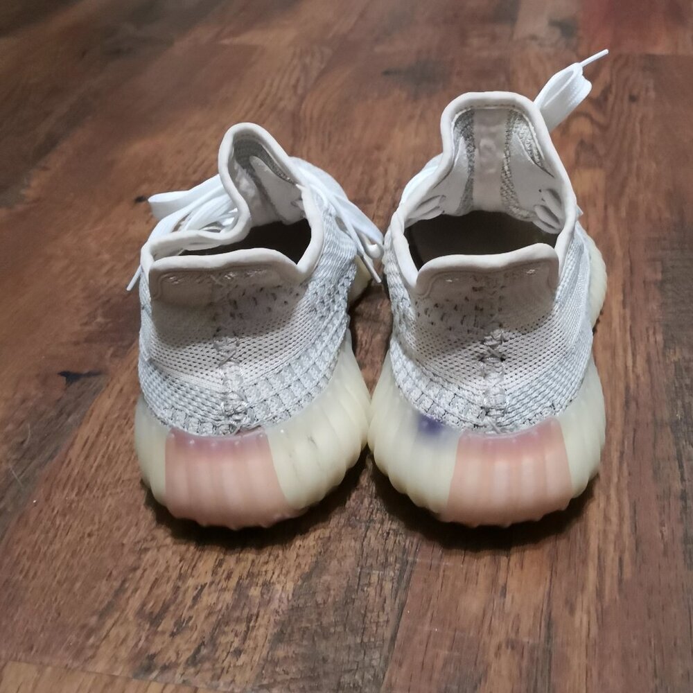 Adidas Yeezy Boost 350 V2 Cream Sneakers Size 5 - Picture 5 of 8
